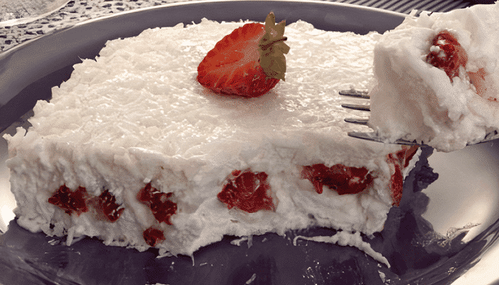 Maria Mole com Morango | Blog Receitas e Dicas