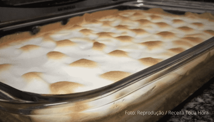 Doce de Banana com Creme e Suspiro