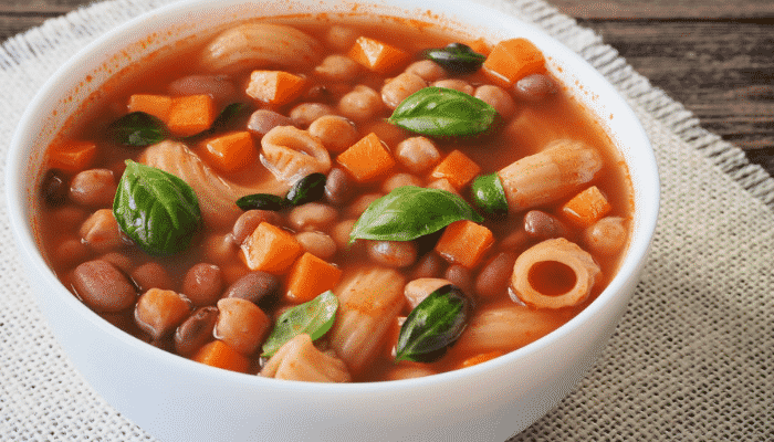 Sopa de Legumes com Feijão