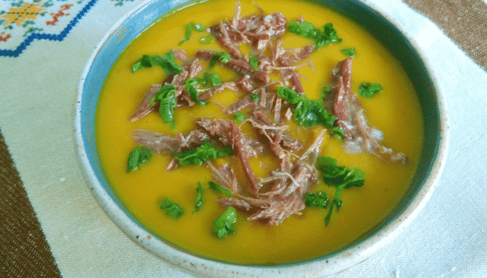 Caldo de Abóbora Com Carne Seca