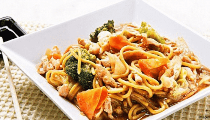 Yakisoba de Frango