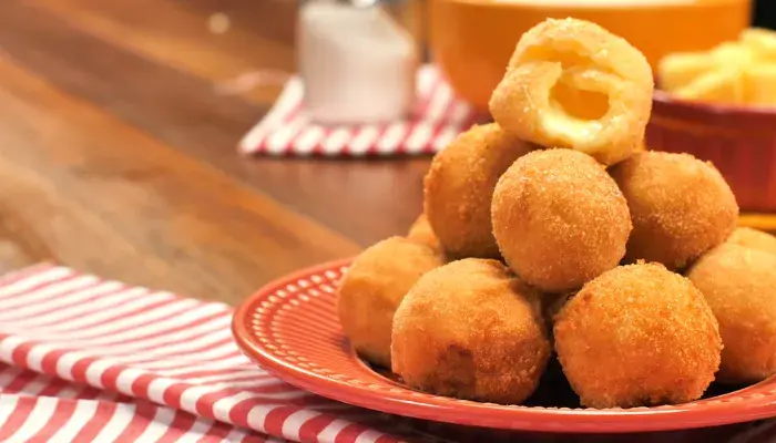 Bolinha de Queijo