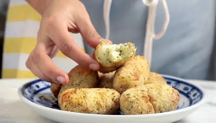 Bolinho de Aipim