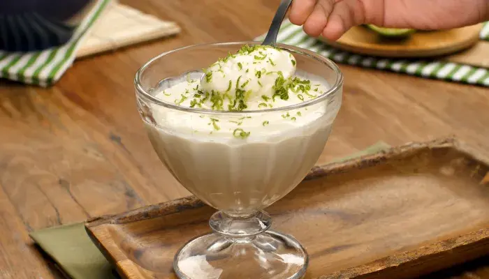 Mousse de Limão Com Gelatina