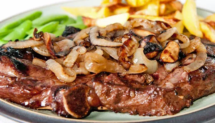 Bife Acebolado
