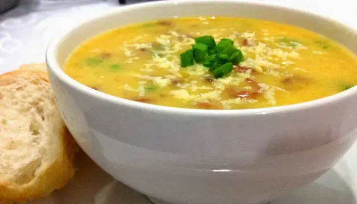 Caldo de Mandioca Com Calabresa