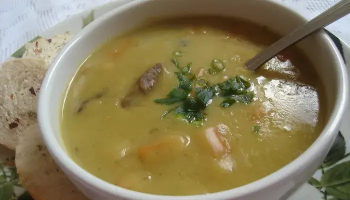 Sopa de Ervilha Seca