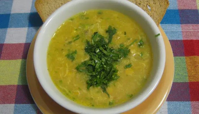 Caldo de Frango Com Milho