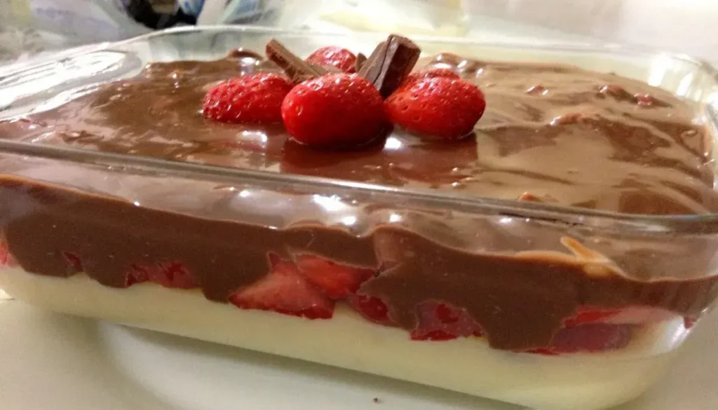 Pavê de Morango Com Chocolate