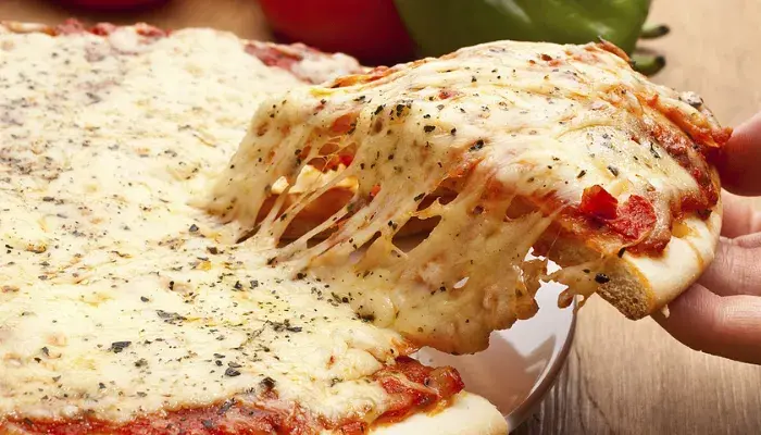 Pizza Mussarela