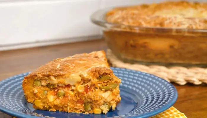 Torta de Frango Com Creme de Leite
